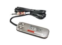 Pedal metálico extraplano